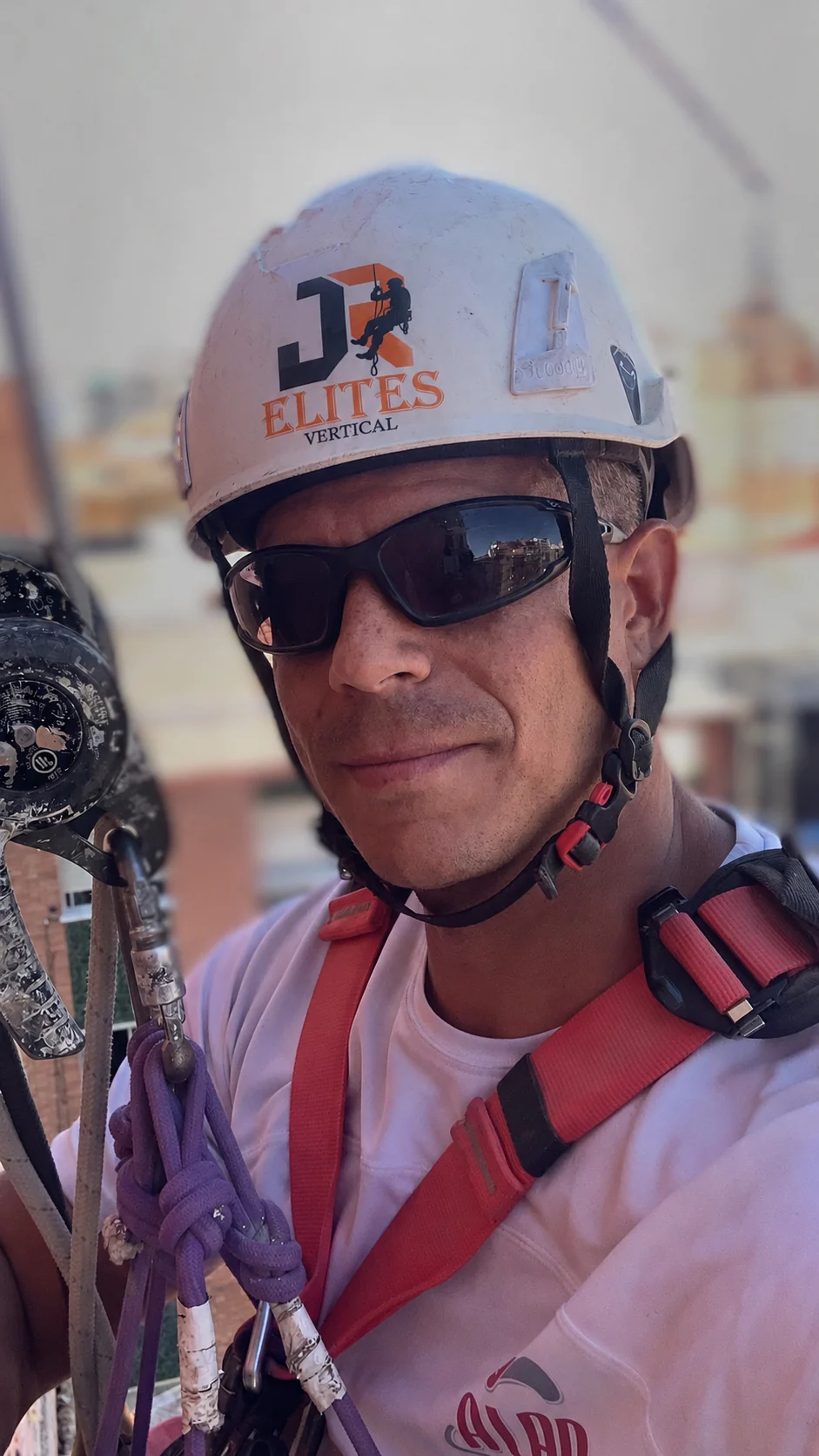 Profesional de JR ELITES VERTICAL